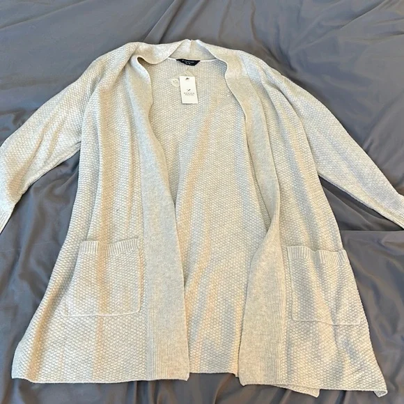 Cardigan - Picture 1 of 5